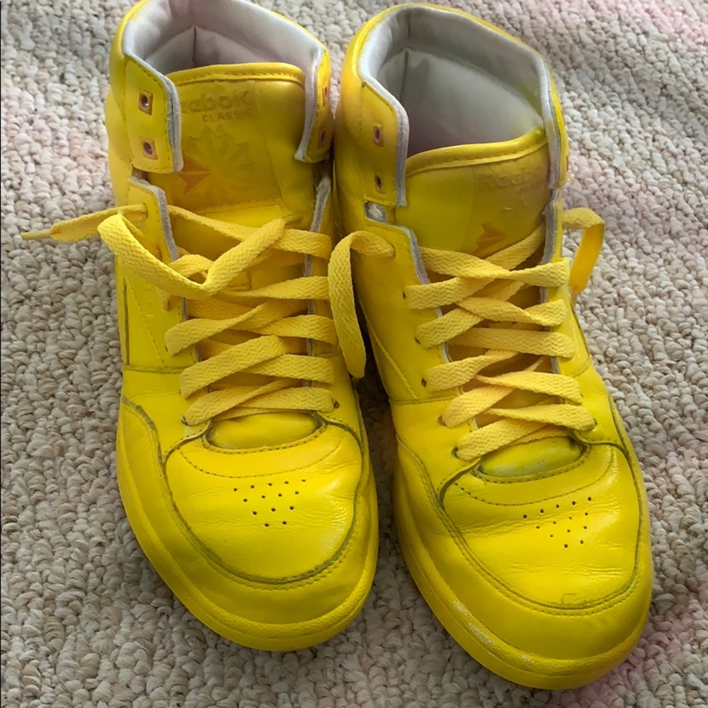Reebok classic sneakers 6